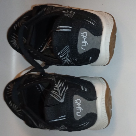 Ryka shoes - Picture 4 of 5